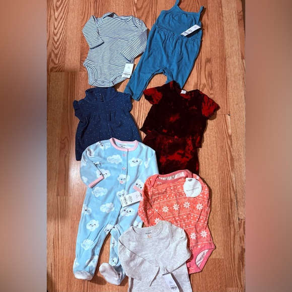 NWT CARTERS Assorted Baby GIRL Clothing BUNDLE  10 Pieces Size 6 Months Size - Picture 1 of 11
